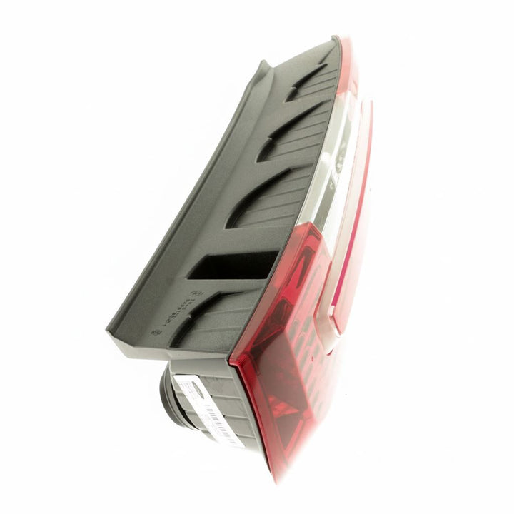 Certified Used Ford C-Max MK2 O/S (Driver) Rear Tail Stop Light Lamp 2007-2008 1543051
